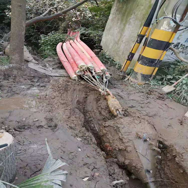 天门武汉水厂拖拉管